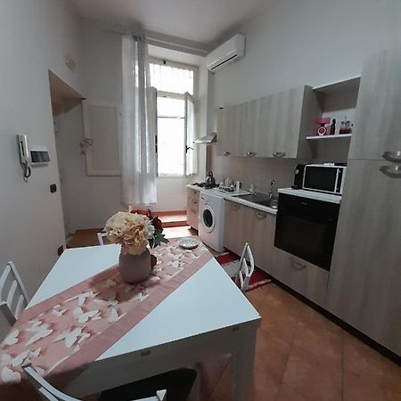 Apartamento Dimora Donna Carmela Nápoles Exterior foto