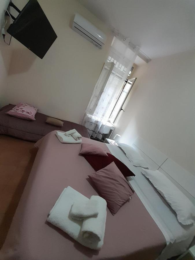 Apartamento Dimora Donna Carmela Nápoles Exterior foto