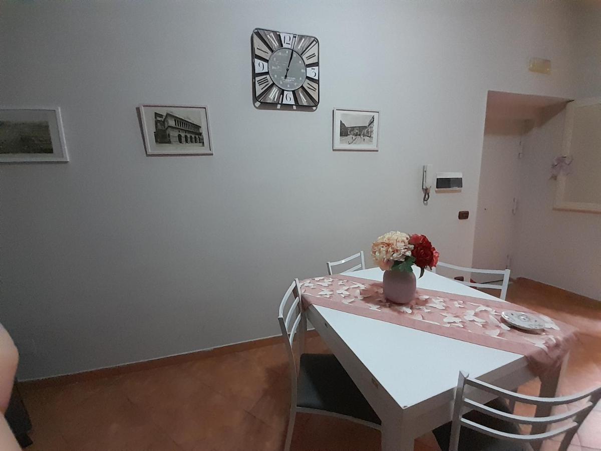Apartamento Dimora Donna Carmela Nápoles Exterior foto