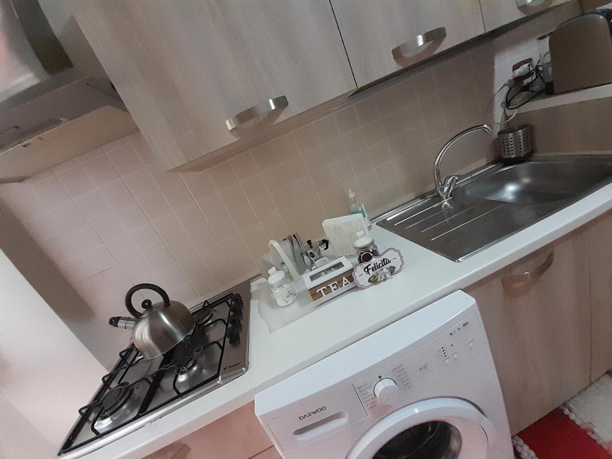 Apartamento Dimora Donna Carmela Nápoles Exterior foto